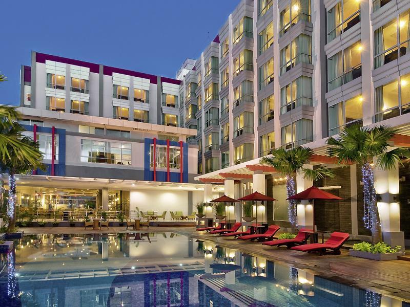 Mercure Pontianak City Center Exterior foto