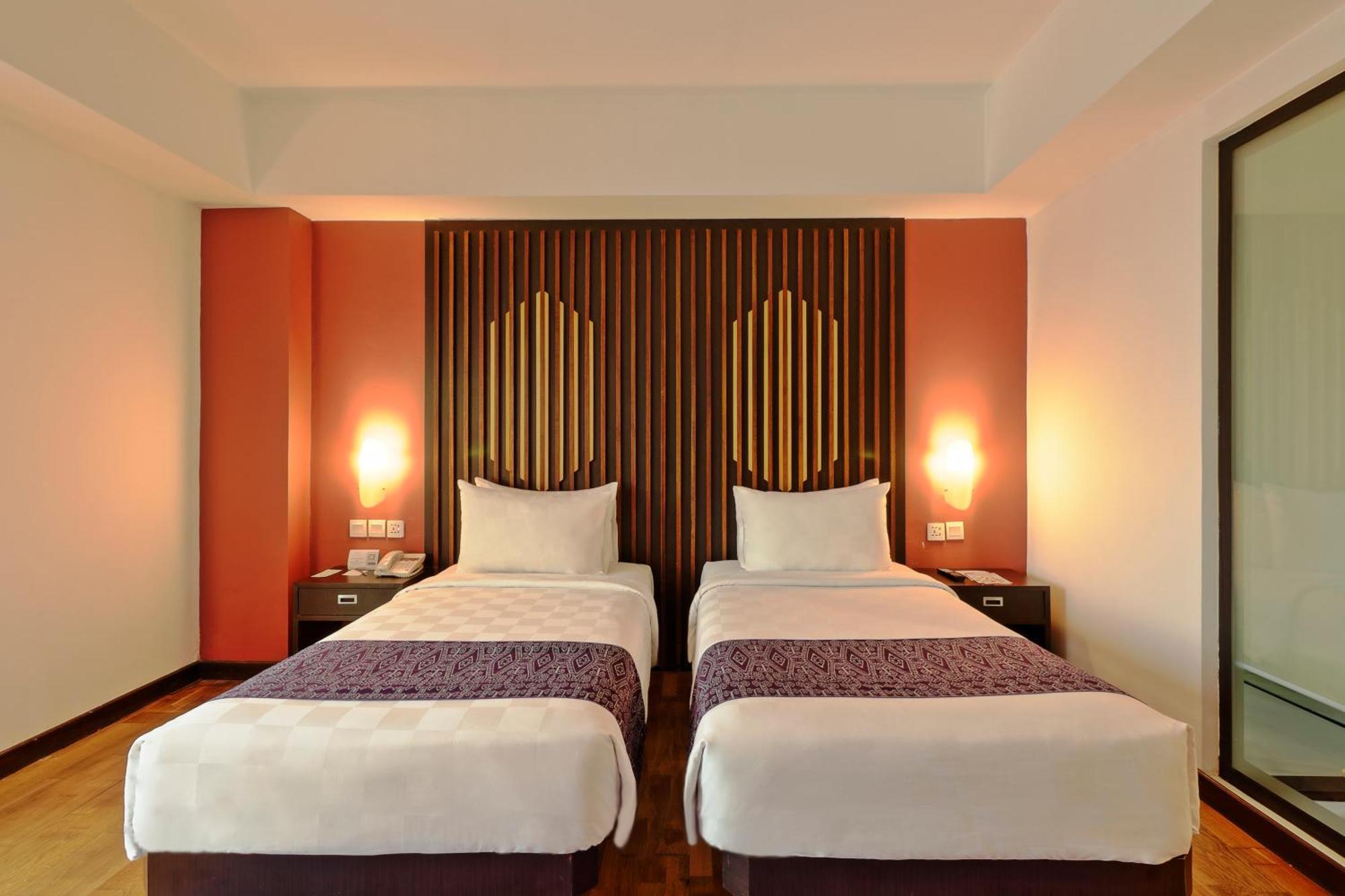 Mercure Pontianak City Center Exterior foto