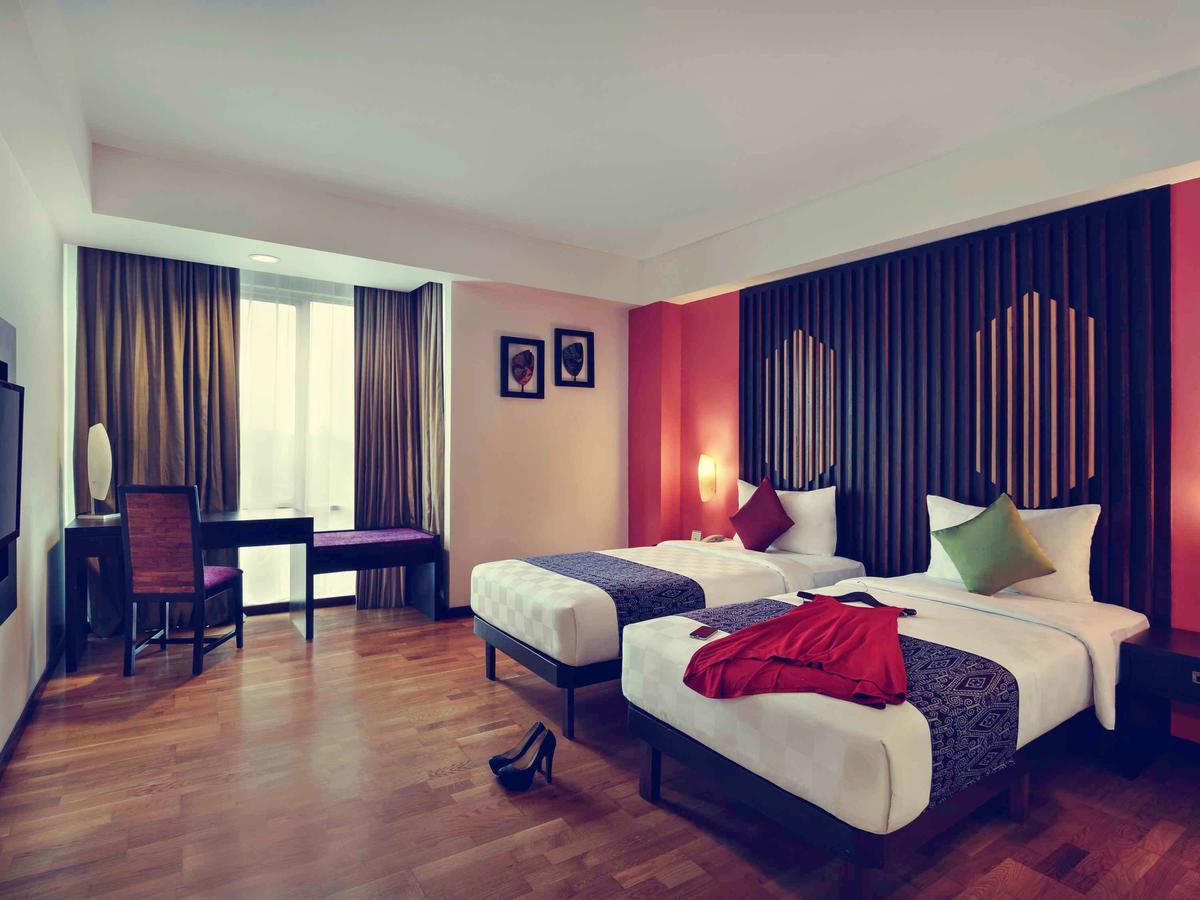 Mercure Pontianak City Center Exterior foto